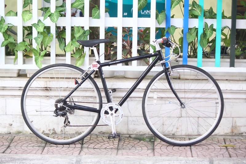 Xe đạp Touring Nhật bãi Weekend Bikes đến từ Japan