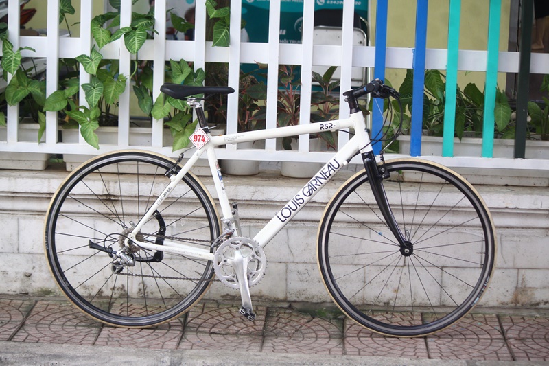 Xe Touring nhật bãi Louis RSR II đến từ Canada