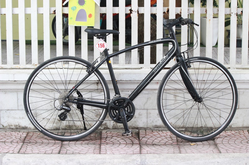 Xe đạp Touring Nhật bãi Specialized Sirrus đến từ USA