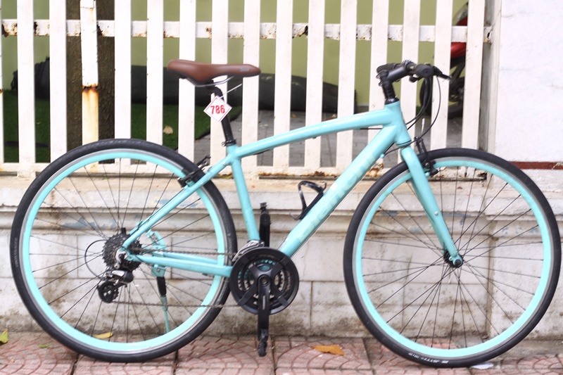 Xe đạp thể thao Touring Nhât bãi BIANCHI COMALEONTE DẾN TỪ YATALIA