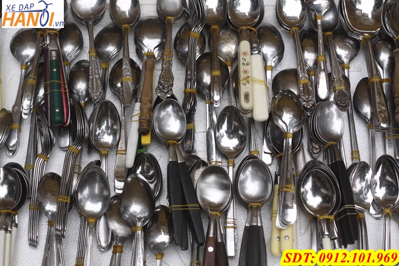 THÌA NHẬT BÃI BÁN THEO KG HOĂC LẺ, GIÁ 150N ĐẾN 200N/10C