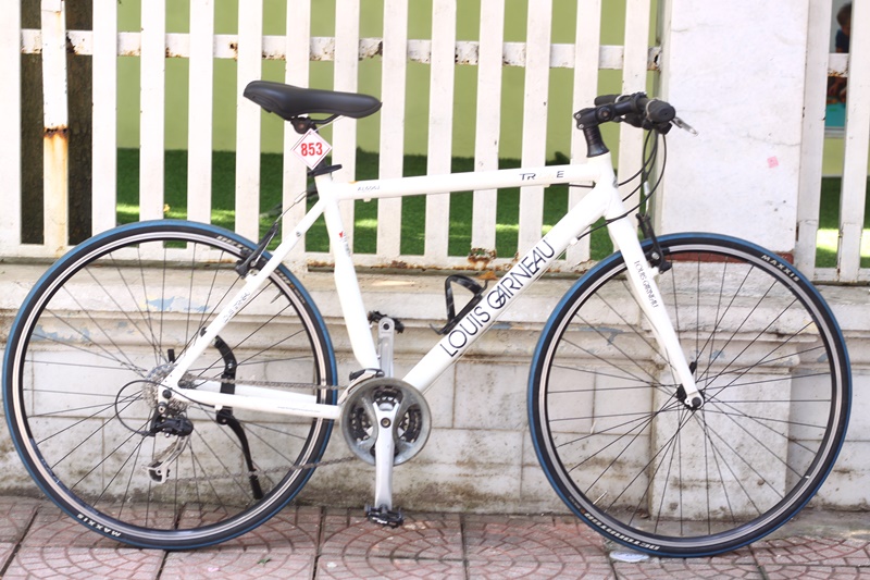 Xe đạp thể thao touring Nhật bãi Louis Garneau TR E ĐẾN TỪ CANADA