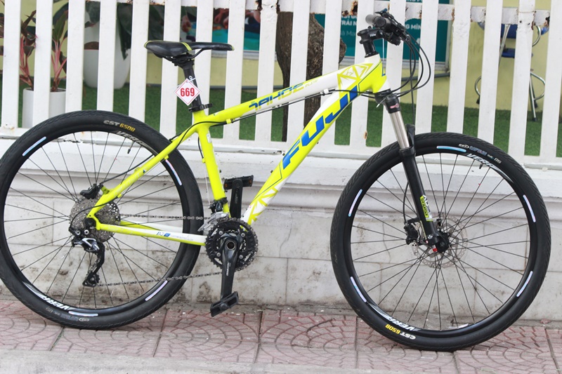 Xe MTB Nhật bãi Fuji Elite đến từ USA