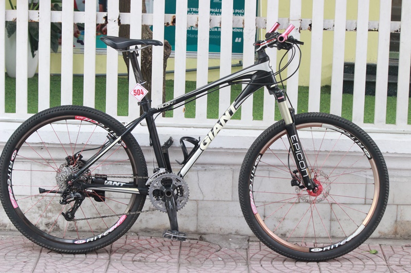 Xe Nhật bãi Giant Talon 3 đến từ Taiwant