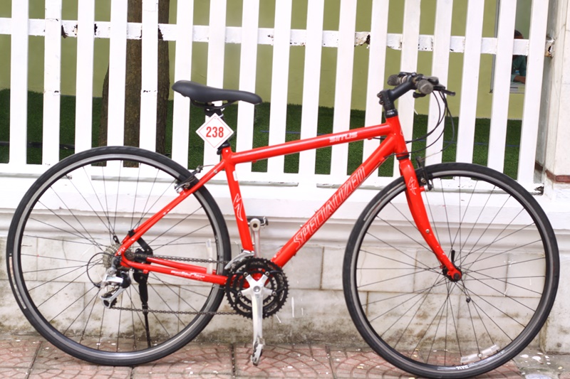 XE ĐAP TOURING NHẬT BÃI SPECIALIZED SIRRUS ĐẾN TỪ USA -