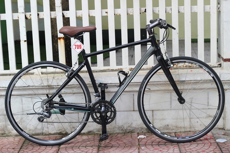 Xe đạp thể thao Touring Nhât bãi BIANCHI ROMA II ĐẾN TỪ YATALIA