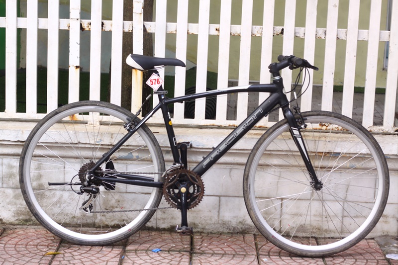 Xe đạp touring Nhật bãi PRECISION SPORT đến từ Japan