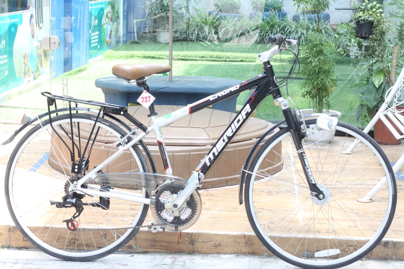 Xe đạp thể thap Touring Nhật bãi MERIDA CROAD-