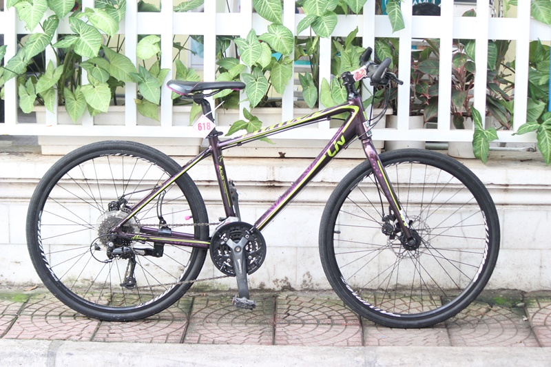 Xe Touring Giant Live đến từ Taiwant