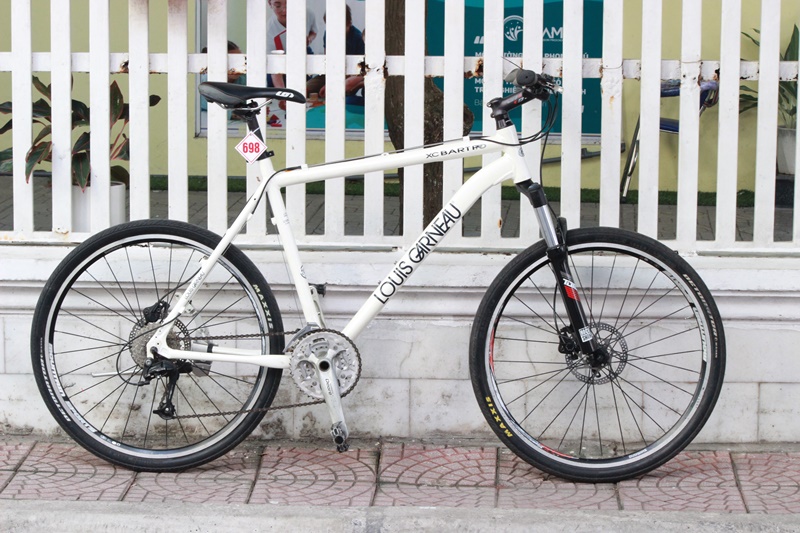 Xe đạp MTB Nhật bãi Luois XC BartPro đến từ Canada