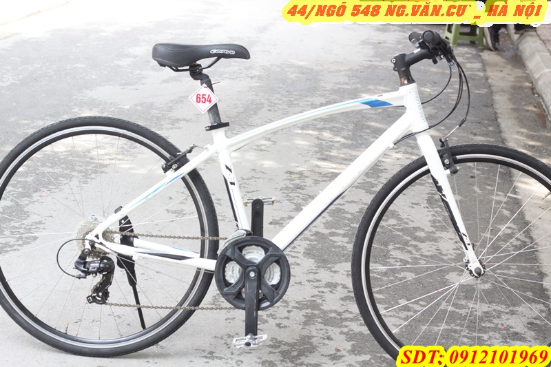 Xe đạp Touring Nhật bãi MOMENTUM INEED-