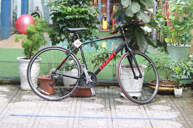 Xe đạp touring Giant Escape RX đến từ Taiwant