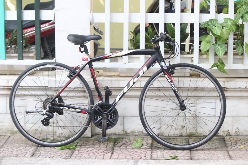 Xe đạp Touring Nhât bãi FUJI SPARROW đến từ USA