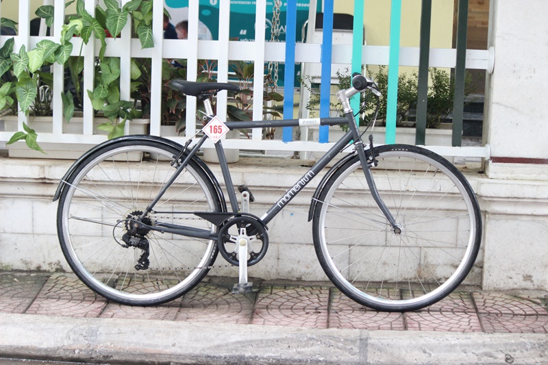 Xe đạp thể thao Touring Nhật bãi MOMENT đến từ Taiwant