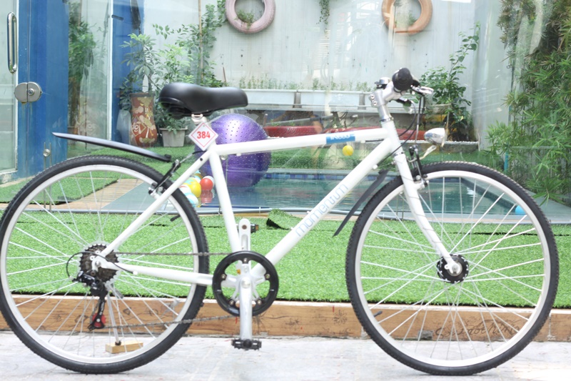 Xe đạp thể thao Nhật bãi MOMENTUM ĐẾN TỪ JAPAN