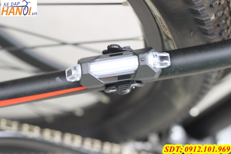 Đèn hậu xe đạp laoij rẻ Made in China
