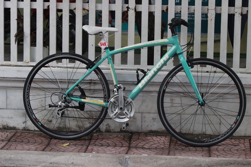 Xe đạp Touring Nhât bãi BIANCHI CAMALEONTE ĐẾN TỪ YATALIA