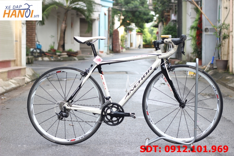 Xe đạp Road Carbon Anchor RFX8
