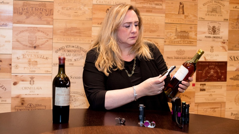 Tác động của chai đến sự phát triển và trưởng thành của rượu