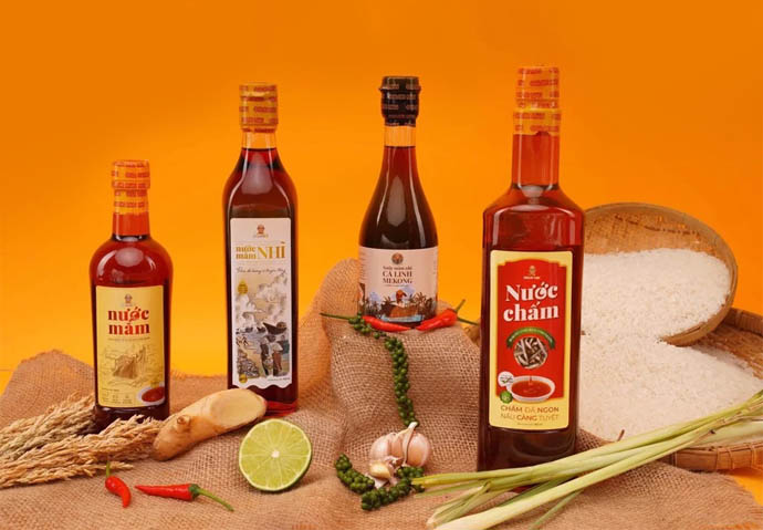 tại sao nên bảo quản nước mắm trong chai thủy tinh