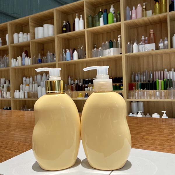 Chai Sữa Tắm 300ml 500ml