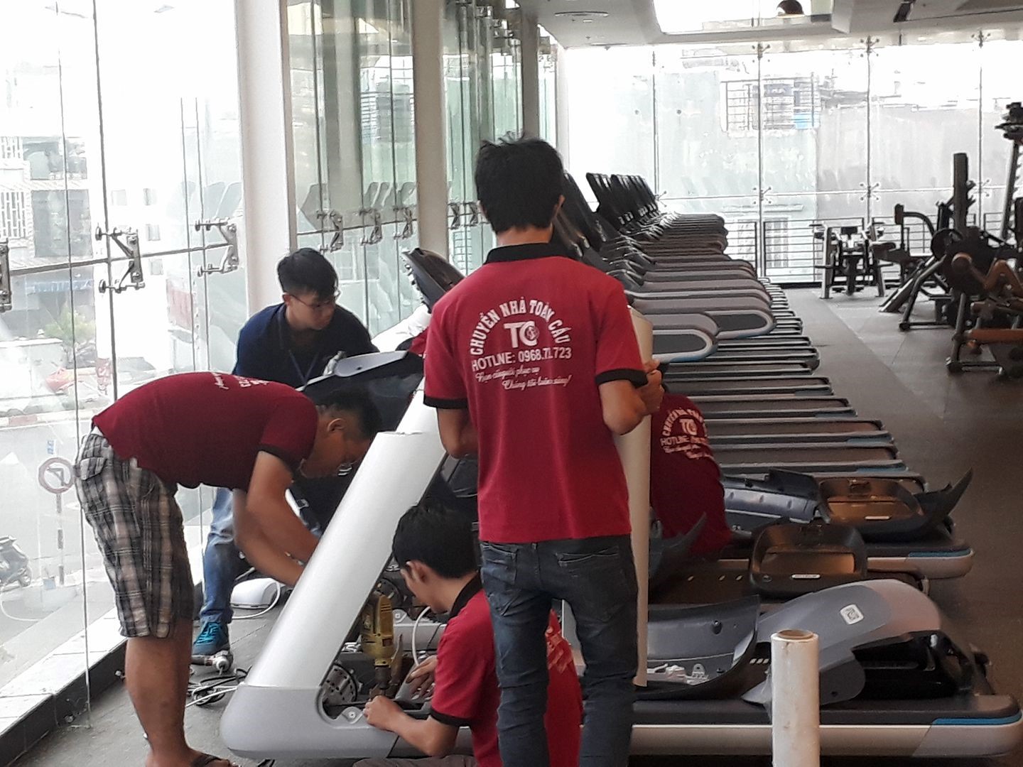 Tối ưu hóa chi phí vận chuyển với dịch vụ chuyển văn phòng của Toàn Cầu