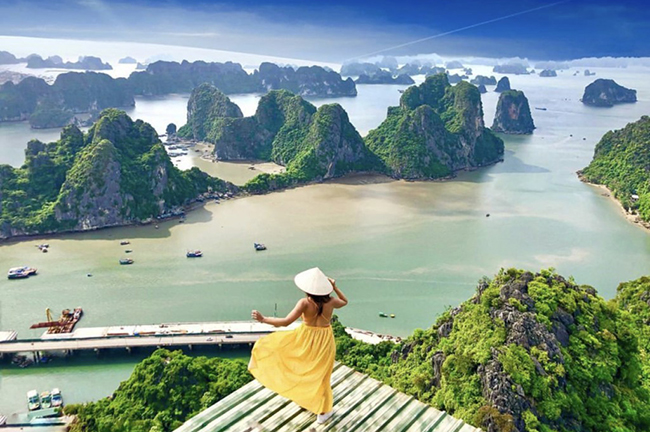 Tour du lịch Hạ Long 3 ngày 2 đêm