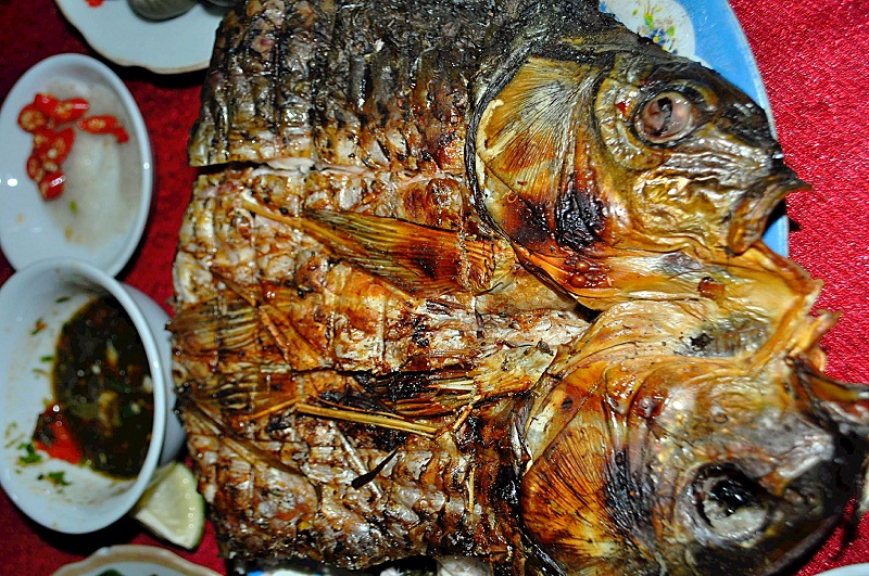 cá suối nướng Mộc Châu