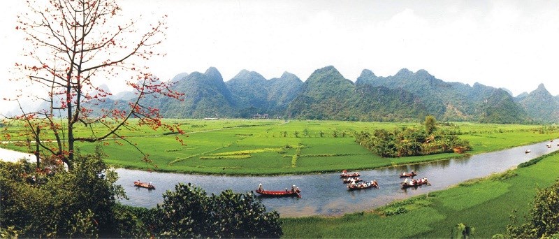 Sông nước chùa Hương