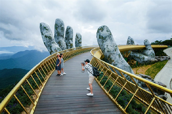 NGÀY 2: ĐÀ NẴNG – BÀ NÀ - ĐÔ THỊ CỔ HỘI AN (ĂN SÁNG, TRƯA, CHIỀU)