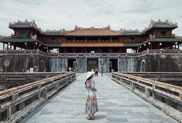 NGÀY 5: LĂNG KHẢI ĐỊNH - ĐÀ NẴNG (ĂN SÁNG, TRƯA)