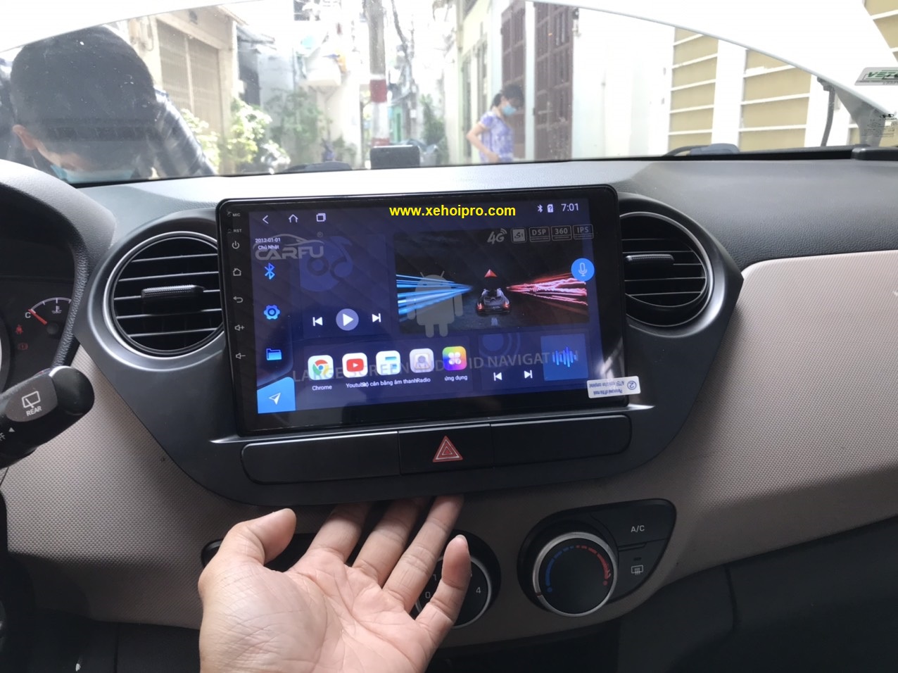 Nên lắp màn hình android cho ô tô ở đâu?