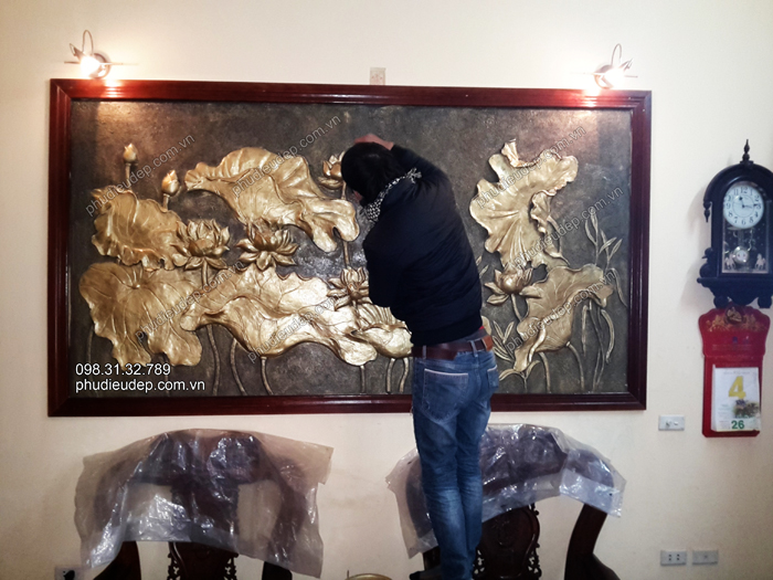 phù điêu hoa sen giả đồng