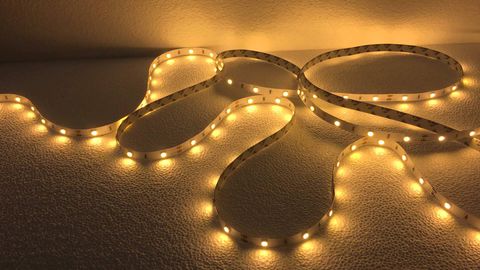 led-cuon-3528-trang-am