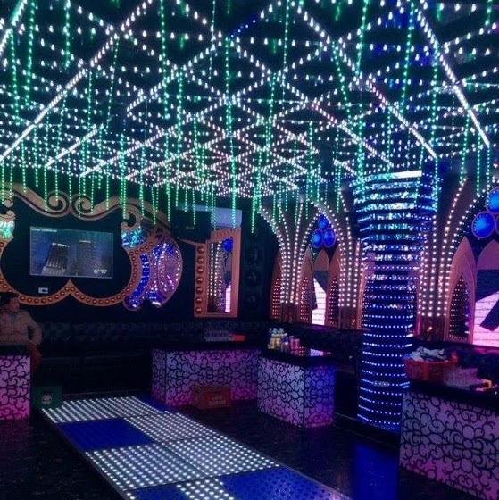 thiet-ke-noi-that-karaoke-cong-nghe-led