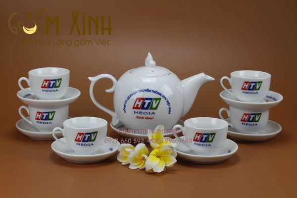 Top 15 mẫu ấm chén Bát Tràng in logo thương hiệu làm quà tặng ý nghĩa