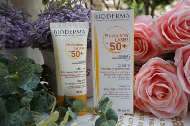review kem chống nắng Bioderma Photoderm Laser SPF50+