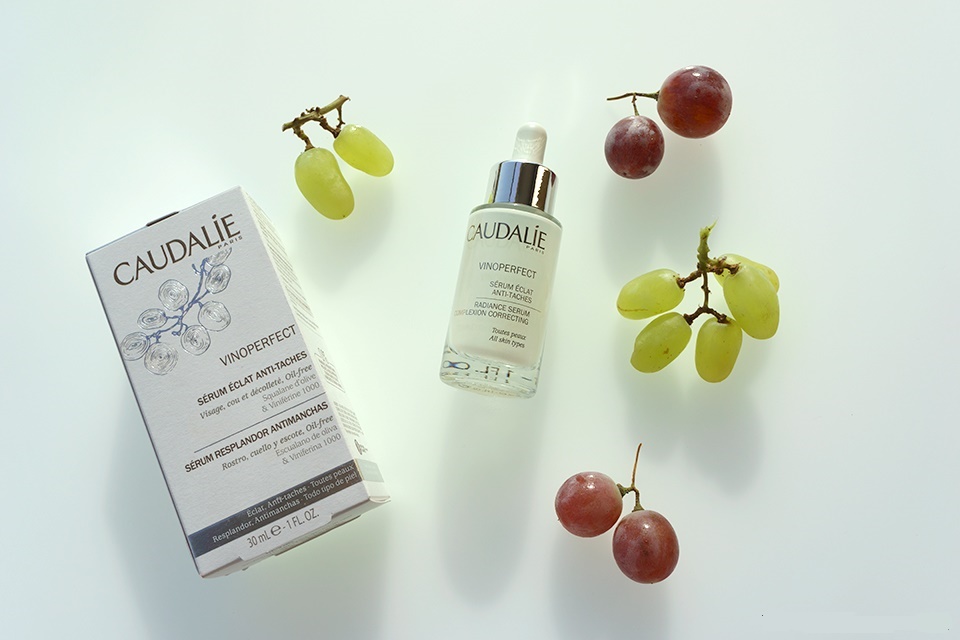 serum caudalie vinoperfect giá