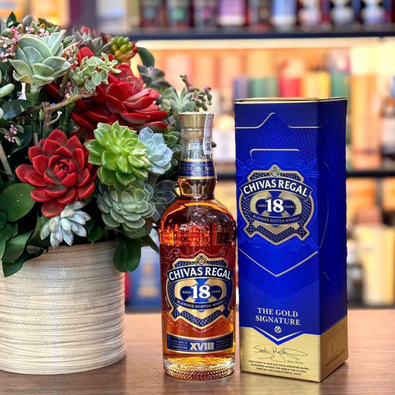 Rượu Chivas Regal 18 - Hộp quà Tết 2025
