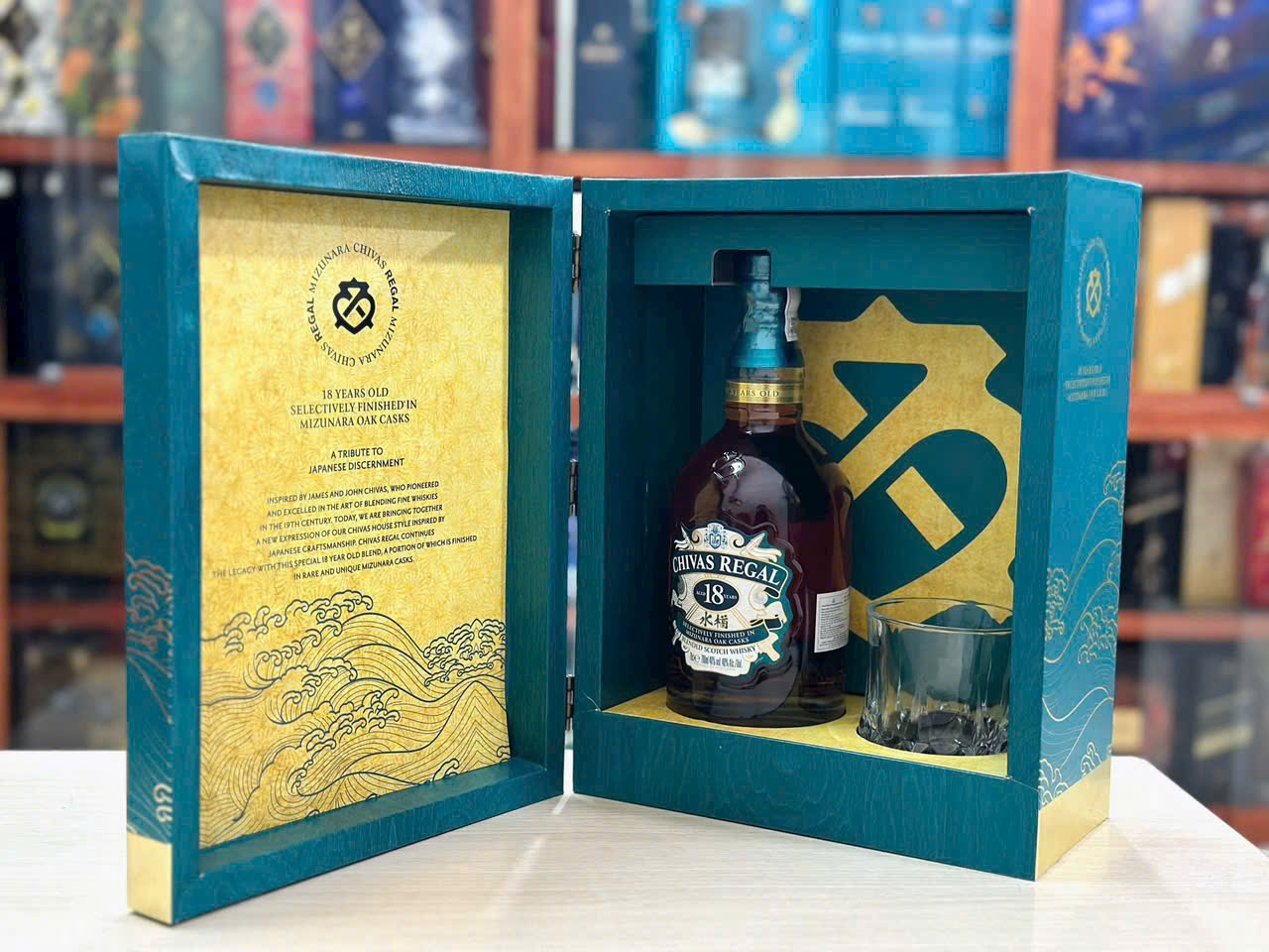 Rượu Chivas Mizunara – Hộp quà Tết 2025