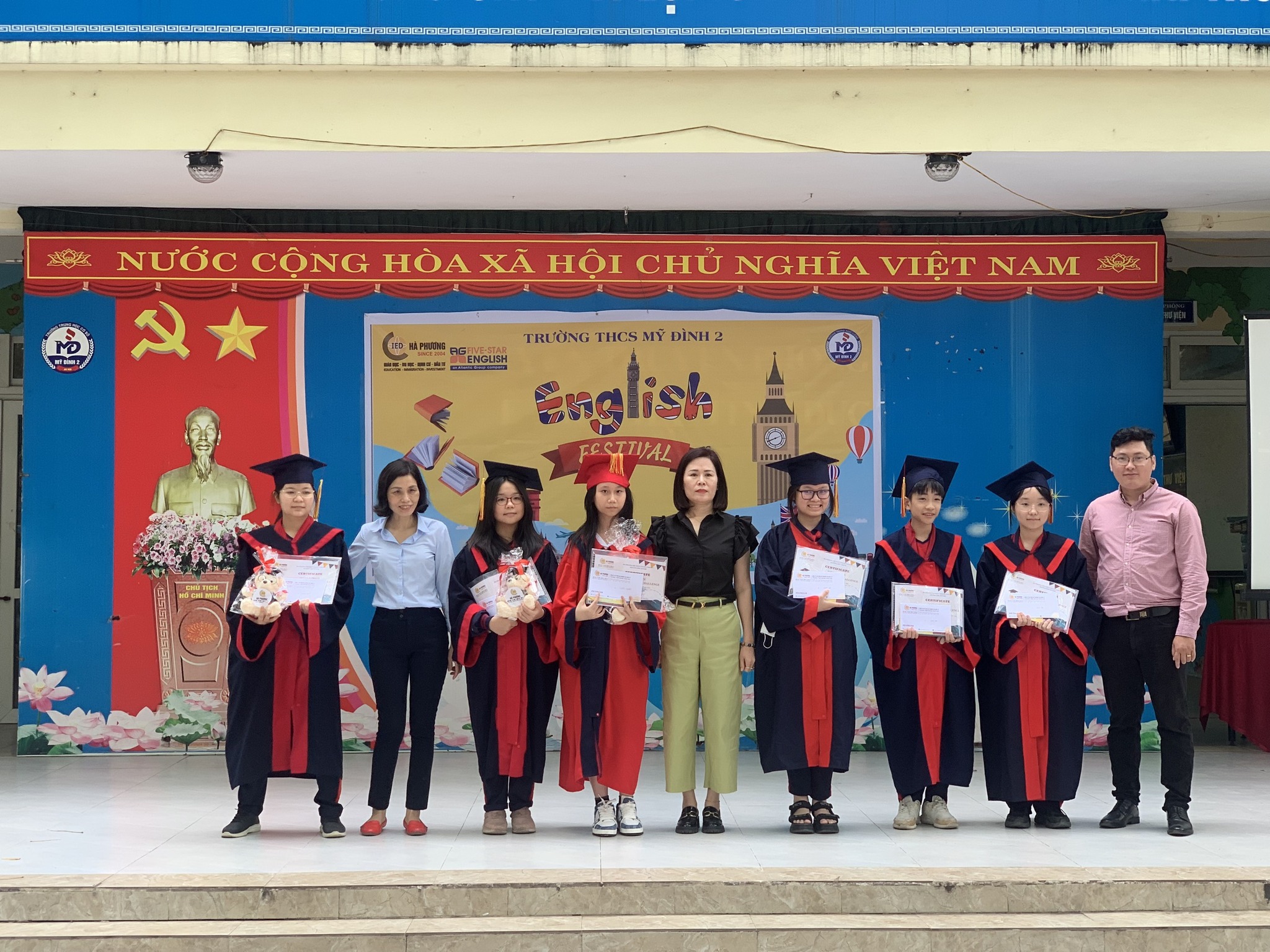 ENGLISH FESTIVAL -HỌC HẾT SỨC- CHƠI HẾT MÌNH