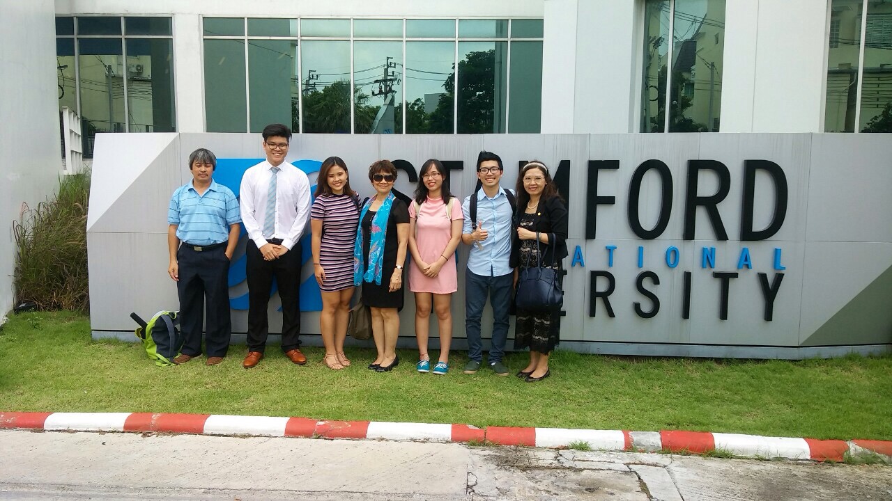 Một số hình ảnh Hà Phương IED tại trường Đại học Quốc tế Stamford
