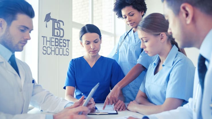 NGÀNH NURSING Ở ÚC | HỌC BỔNG CỬ NHÂN LÊN ĐẾN 50%