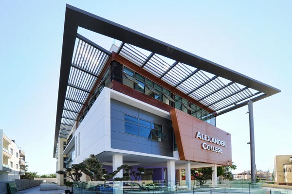 NHỮNG THÔNG TIN VÀ CHÍNH SÁCH MỚI NHẤT VỀ TRƯỜNG ALEXANDER COLLEGE CANADA