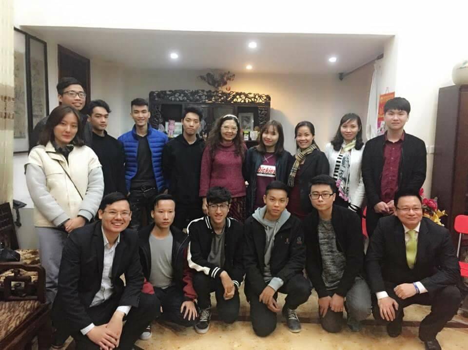 Buổi chia sẻ giữa đại diện trường, phụ huynh học sinh và Hà Phương IED về trường đại học quốc tế Stamford