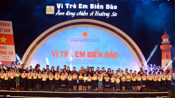 UGETHER – ĐỒNG HÀNH CÙNG CHƯƠNG TRÌNH “VÌ TRẺ EM BIỂN ĐẢO” 2018