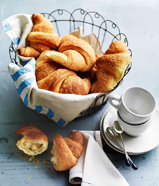 Cách làm bánh mỳ sừng trâu - Croissant