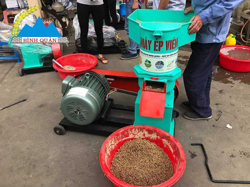máy ép cám viên