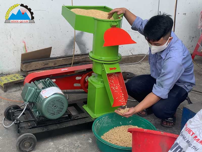 máy ép cám viên S200