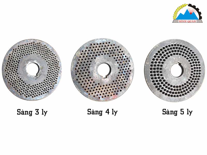 máy ép cám viên trục đứng